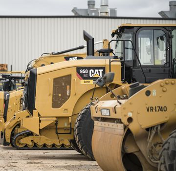 A variety of Cat heavy machines