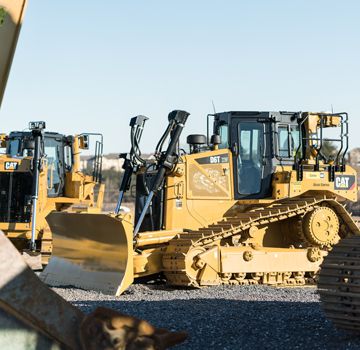 A variety of Cat heavy machines