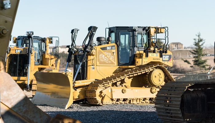 A variety of Cat heavy machines