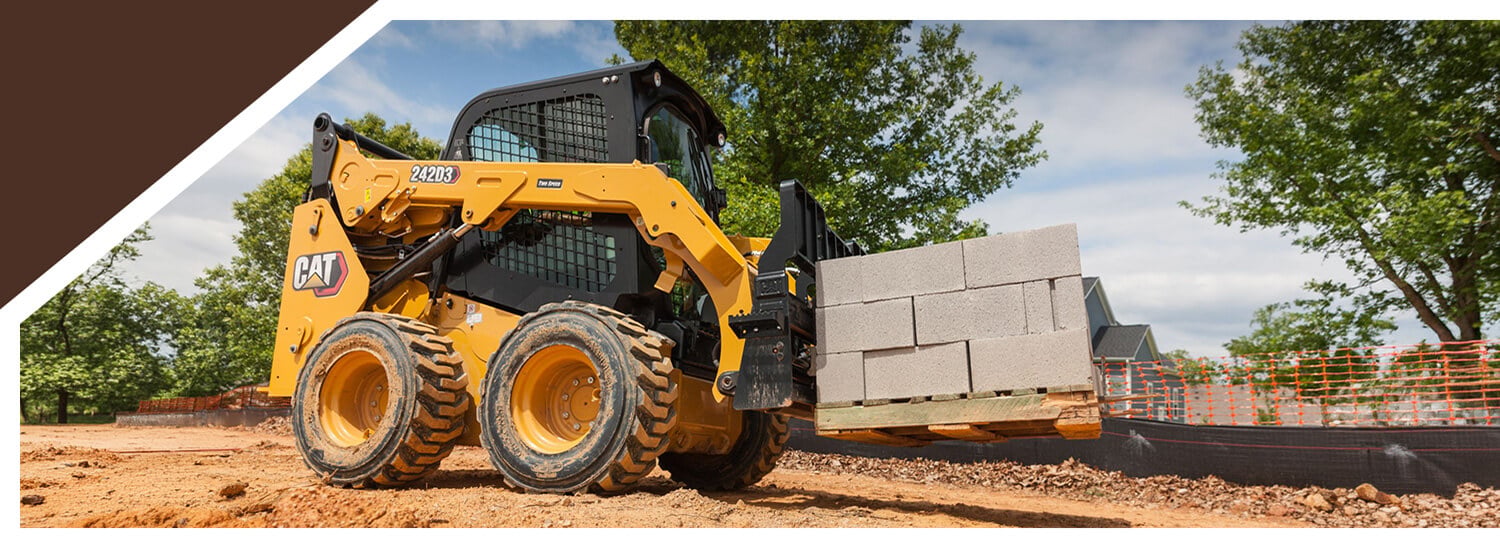 Carter Cat 242D3 Compact Track Loader Moving Cinder Blocks
